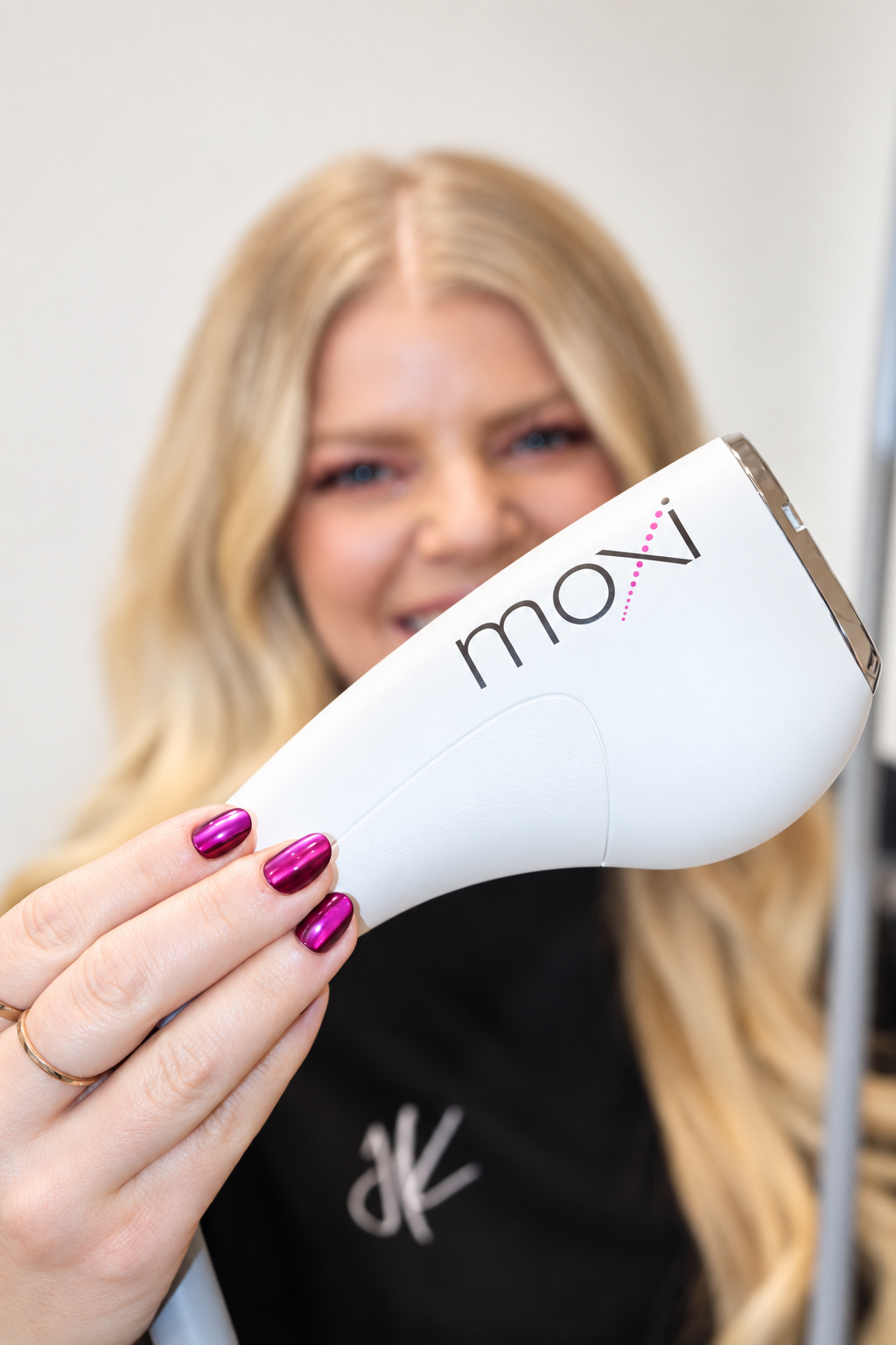 MOXI handpiece close-up
